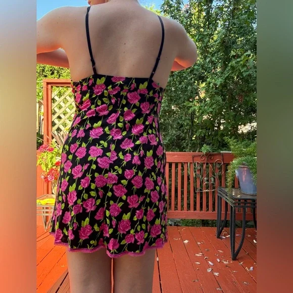 Betsey Johnson Black and Pink Floral Chemise - Picture 3 of 5